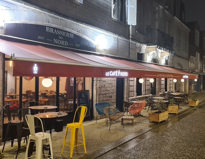 Lambrequin lumineux - LE CAFÉ DU NORD La Rochelle